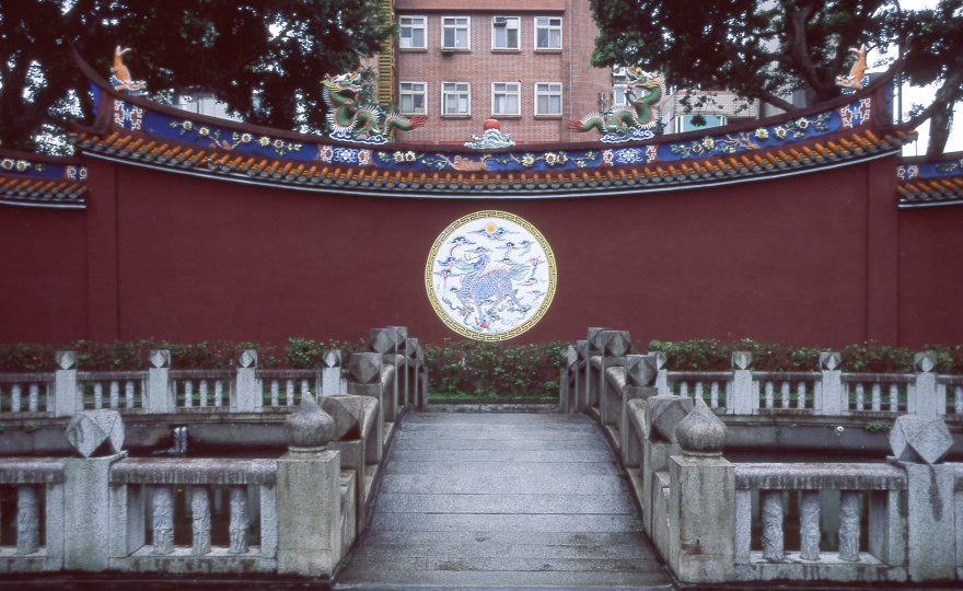 [FILM] TAIWAN friends sakura APR2017 Nikon F100 Fujicolor ProviaF 100025