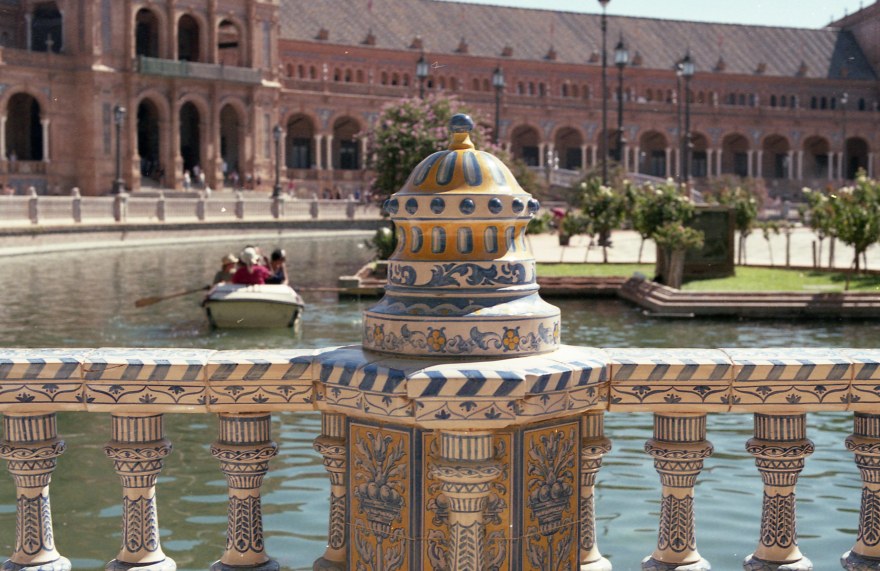 SPAIN - Sevilla Far West AUG2016 Nikon FM Fujicolor Superia 200-030