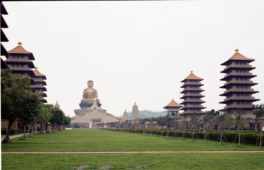 [FILM] TAIWAN friends visiting MAY2017 Nikon F100 Kodak Colorplus 200003